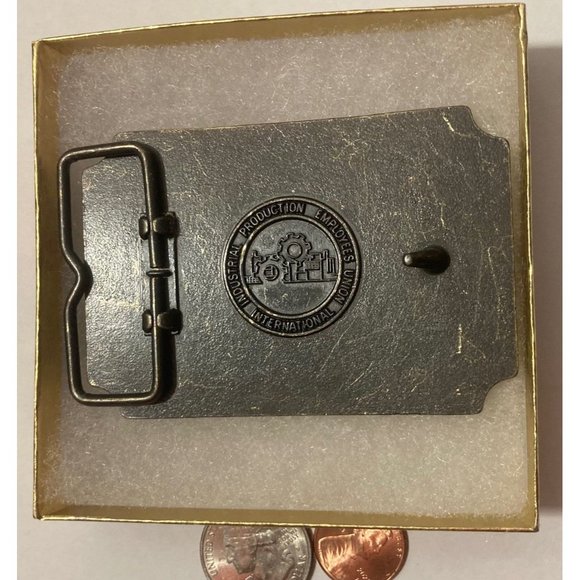 Vintage Metal Belt Buckle, International Industrial Production Employees Union, - Picture 4 of 5